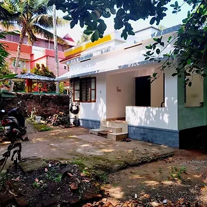 Hostel Gogonuts